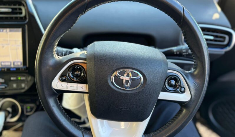 
								Toyota CH-R HYBRID 2016 full									