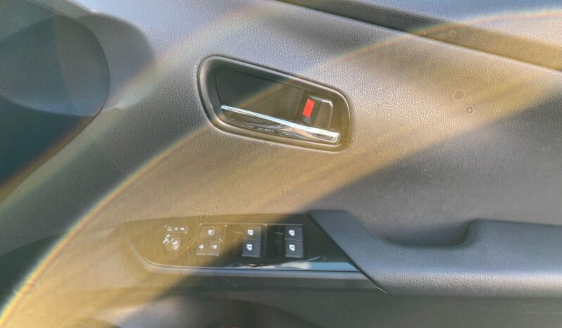 
								Toyota CH-R HYBRID 2016 full									