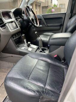 
										Mitsubishi Pajero 2001 full									