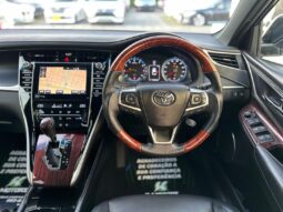 
										2015 Toyota Harrier Premium Advanced Package full									