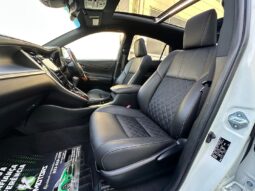 
										2015 Toyota Harrier Premium Advanced Package full									