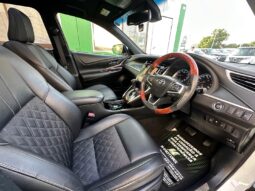 
										2015 Toyota Harrier Premium Advanced Package full									