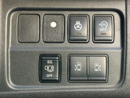 
										Nissan Serena S-HYBRID full									