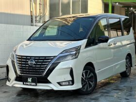Nissan Serena S-HYBRID