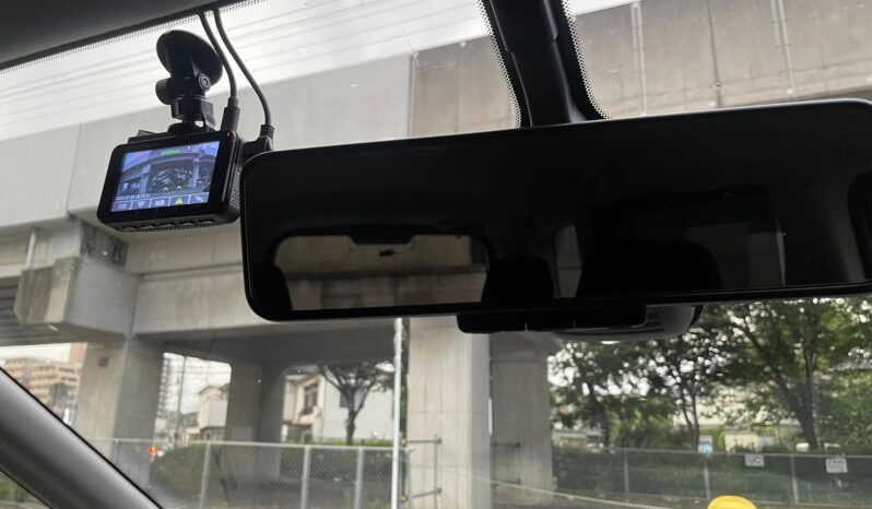 
								Nissan Serena 2017 full									