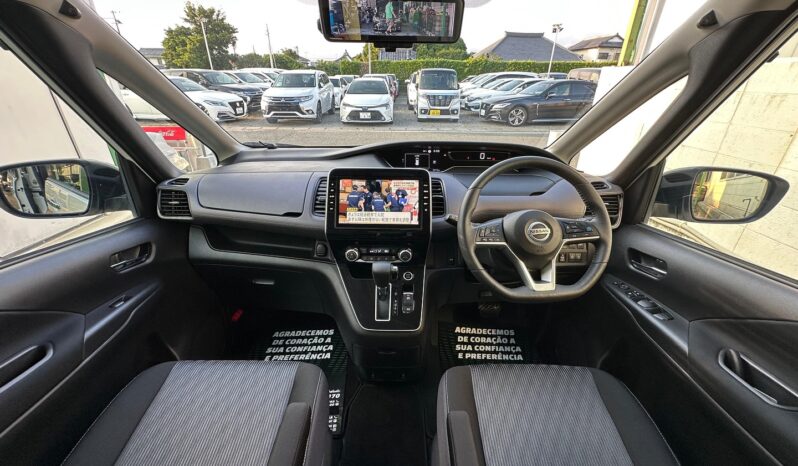 
								Nissan Serena S-HYBRID full									