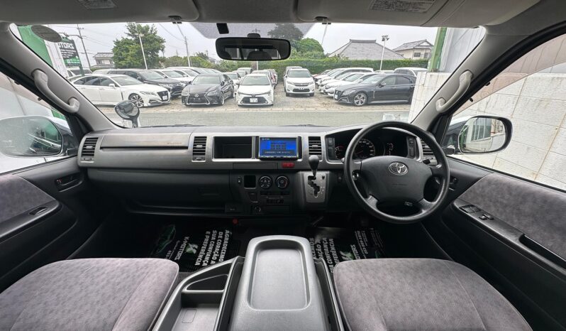 
								Toyota Hiace Wagon GL 2010 full									