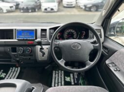 
										Toyota Hiace Wagon GL 2010 full									