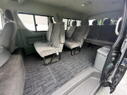 
										Toyota Hiace Wagon GL 2010 full									