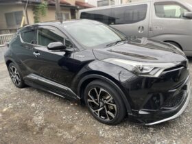 Toyota CH-R HYBRID 2017