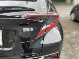 
										Toyota CH-R HYBRID 2017 full									