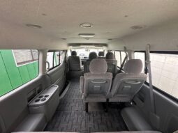 
										Toyota Hiace Wagon GL 2010 full									