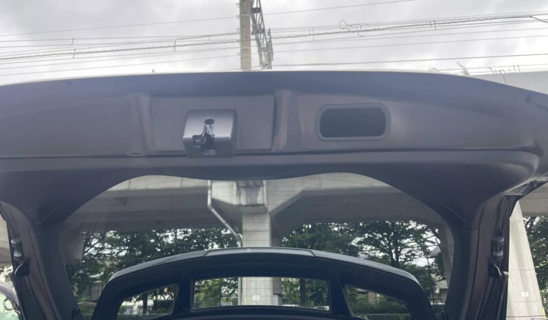 
								Toyota CH-R HYBRID 2017 full									