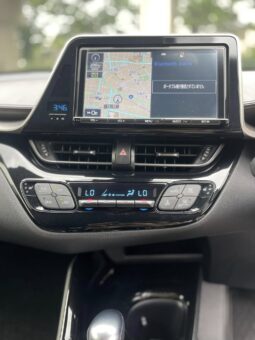 
										Toyota CH-R HYBRID 2017 full									