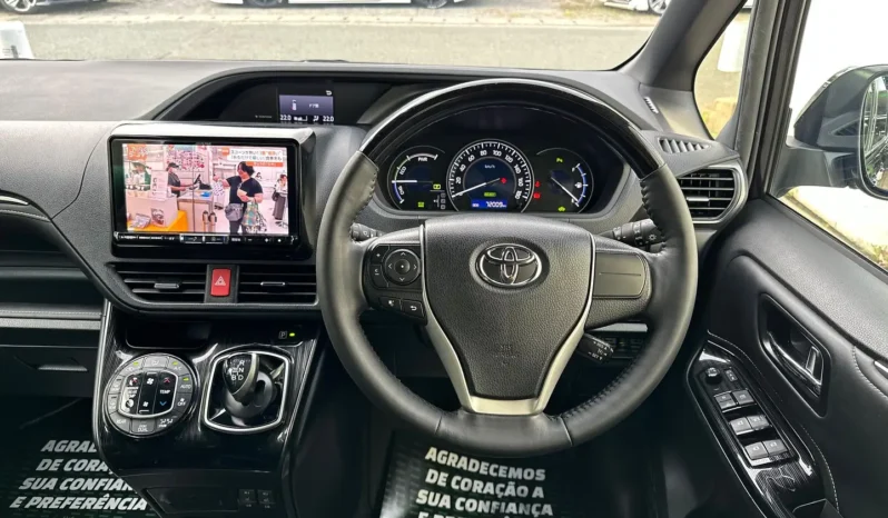 
								2019 Toyota Esquire Hybrid Gi – Premium Package full									