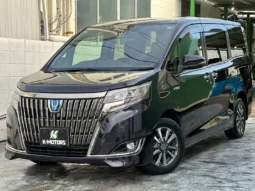 
										2019 Toyota Esquire Hybrid Gi – Premium Package full									