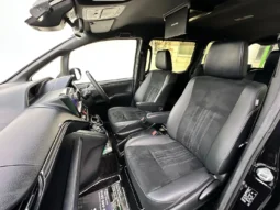 
										2019 Toyota Esquire Hybrid Gi – Premium Package full									