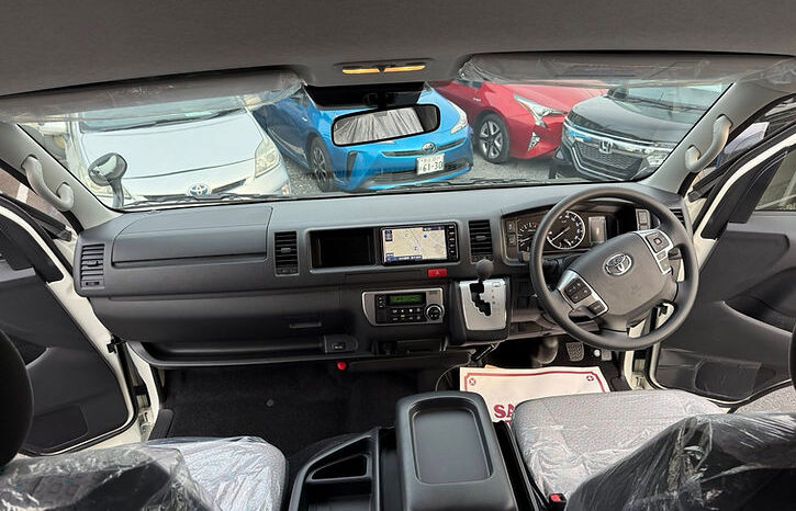 
								BRAND NEW Toyota Hiace Commuter 2025 full									