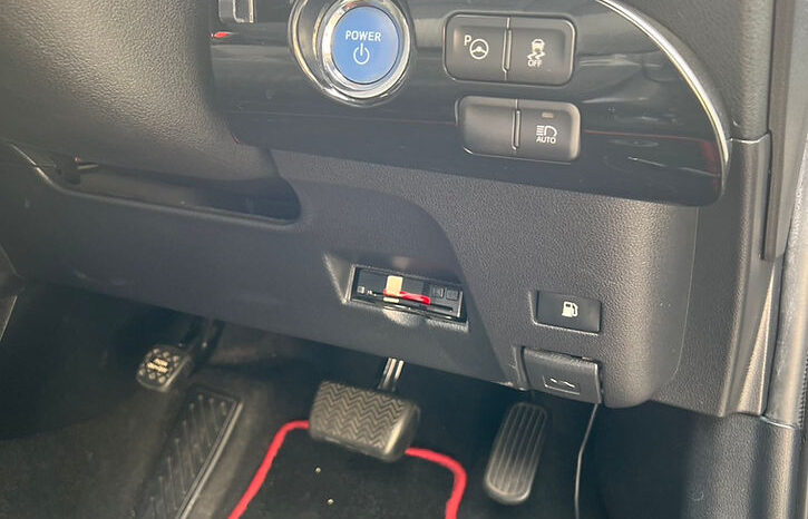 
								Toyota Prius S safetyplus full									