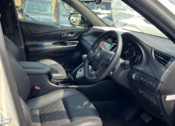 
										Toyota Harrier Premium style Noir full									
