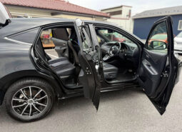 
										Toyota Harrier Elegance GRsports full									