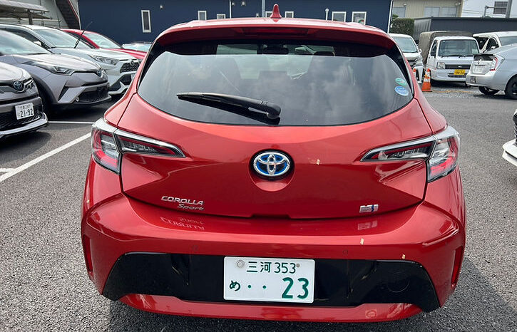 
								Toyota Corolla Sport Hybrid full									
