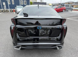 
										Toyota Prius S Touring Selection full									
