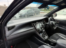 
										Toyota Harrier Elegance GRsports full									