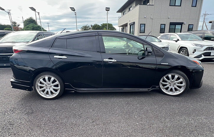 
								Toyota Prius S safetyplus full									