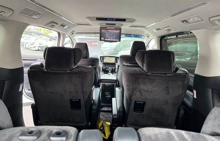 
								Toyota Vellfire Z G-edition full									