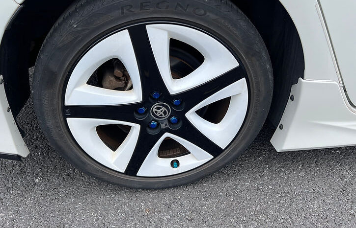
								Toyota Prius Ａ Touring Selection full									