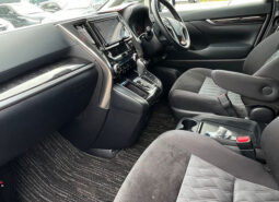 
										Toyota Vellfire Z full									