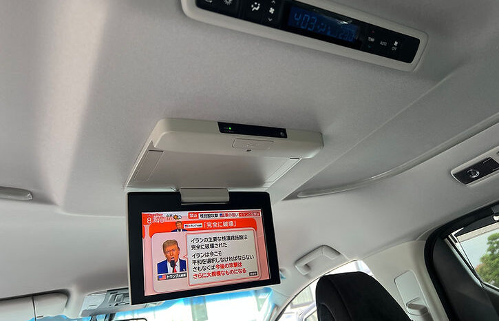
								Toyota Vellfire Z G-edition full									