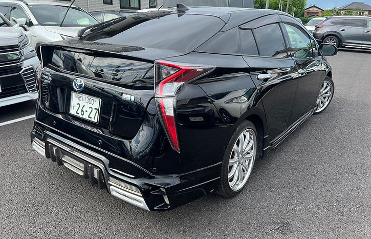 
								Toyota Prius S safetyplus full									