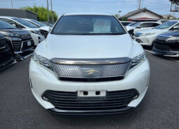 
										Toyota Harrier Premium style Noir full									