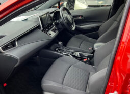 
										Toyota Corolla Sport Hybrid full									