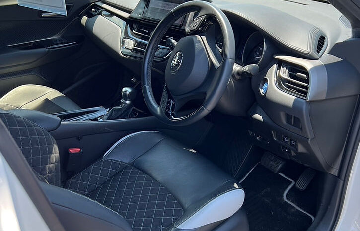 
								TOYOTA C-HR G Mode Nero full									