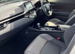 
										TOYOTA C-HR G full									