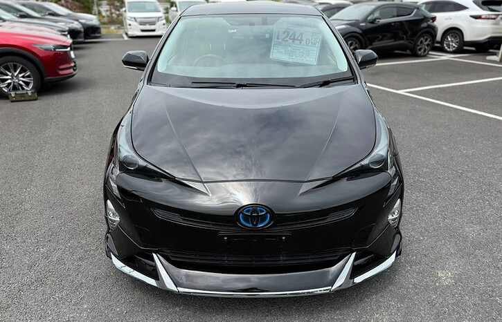 
								Toyota Prius S Touring Selection full									