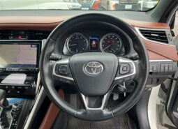 
										Toyota Harrier Elegance full									