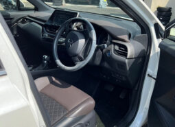 
										TOYOTA C-HR G full									
