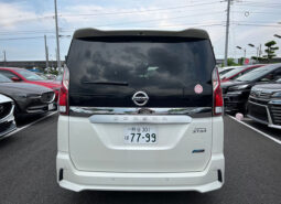 
										Nissan Serena Highway STAR　Vselection full									