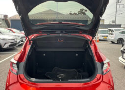 
										Toyota Corolla Sport Hybrid full									
