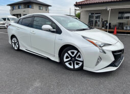 
										Toyota Prius Ａ Touring Selection full									