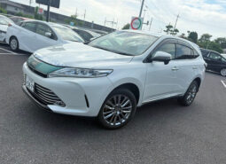 Toyota Harrier Premium