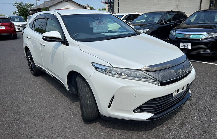 
								Toyota Harrier Premium style Noir full									