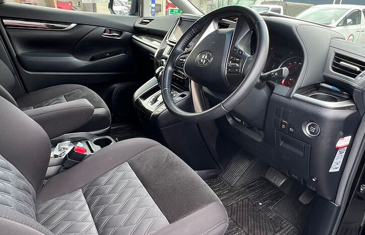 
								Toyota Vellfire Z full									
