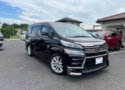 
										Toyota Vellfire Z full									