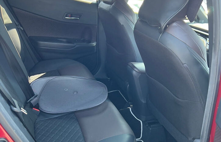 
								TOYOTA C-HR G LED edition 2018 full									