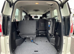 
										Nissan Serena Highway STAR　Vselection full									
